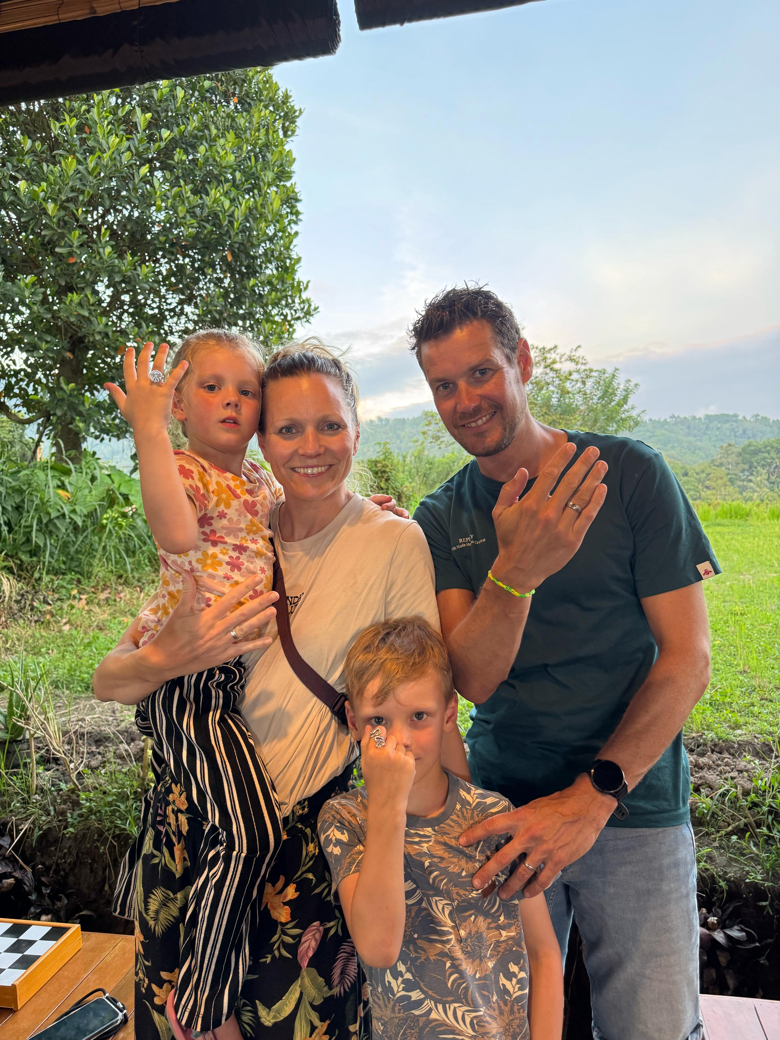 Description of image 1